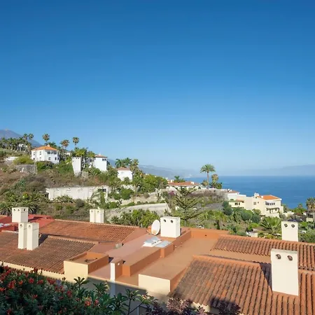 Apartment Cosy Flat With Sea Views In