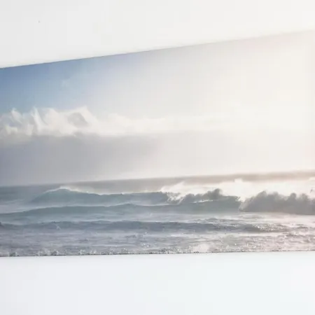 Cosy Flat With Sea Views In Apartmán *